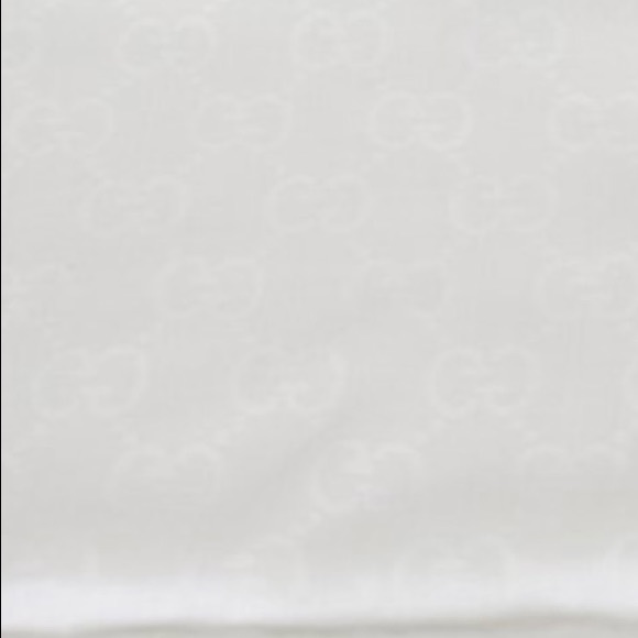 GUCCI GG LOGO WOOL AND SILK SCARF - Picture 13 of 16